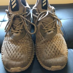 Men’sAdidas Alpha Bounce Sz 11